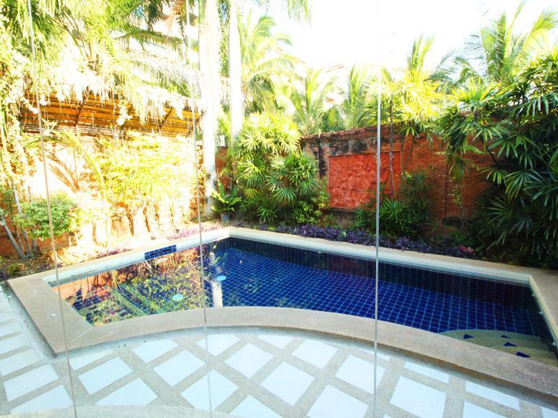 Cosy Beach Pool Villas By Pattaya Sunny Rentals Экстерьер фото