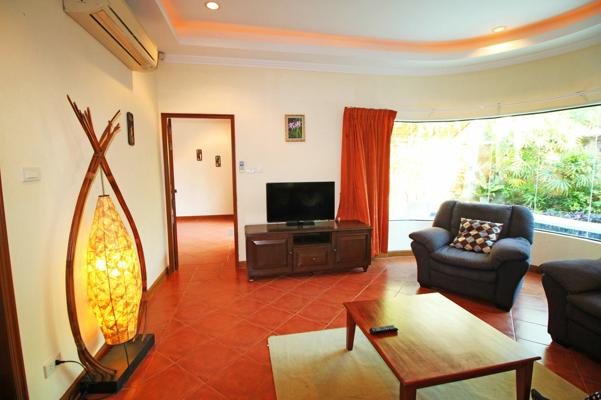 Cosy Beach Pool Villas By Pattaya Sunny Rentals Экстерьер фото