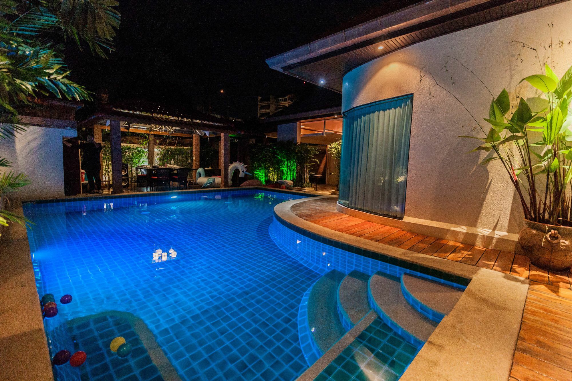 Cosy Beach Pool Villas By Pattaya Sunny Rentals Экстерьер фото