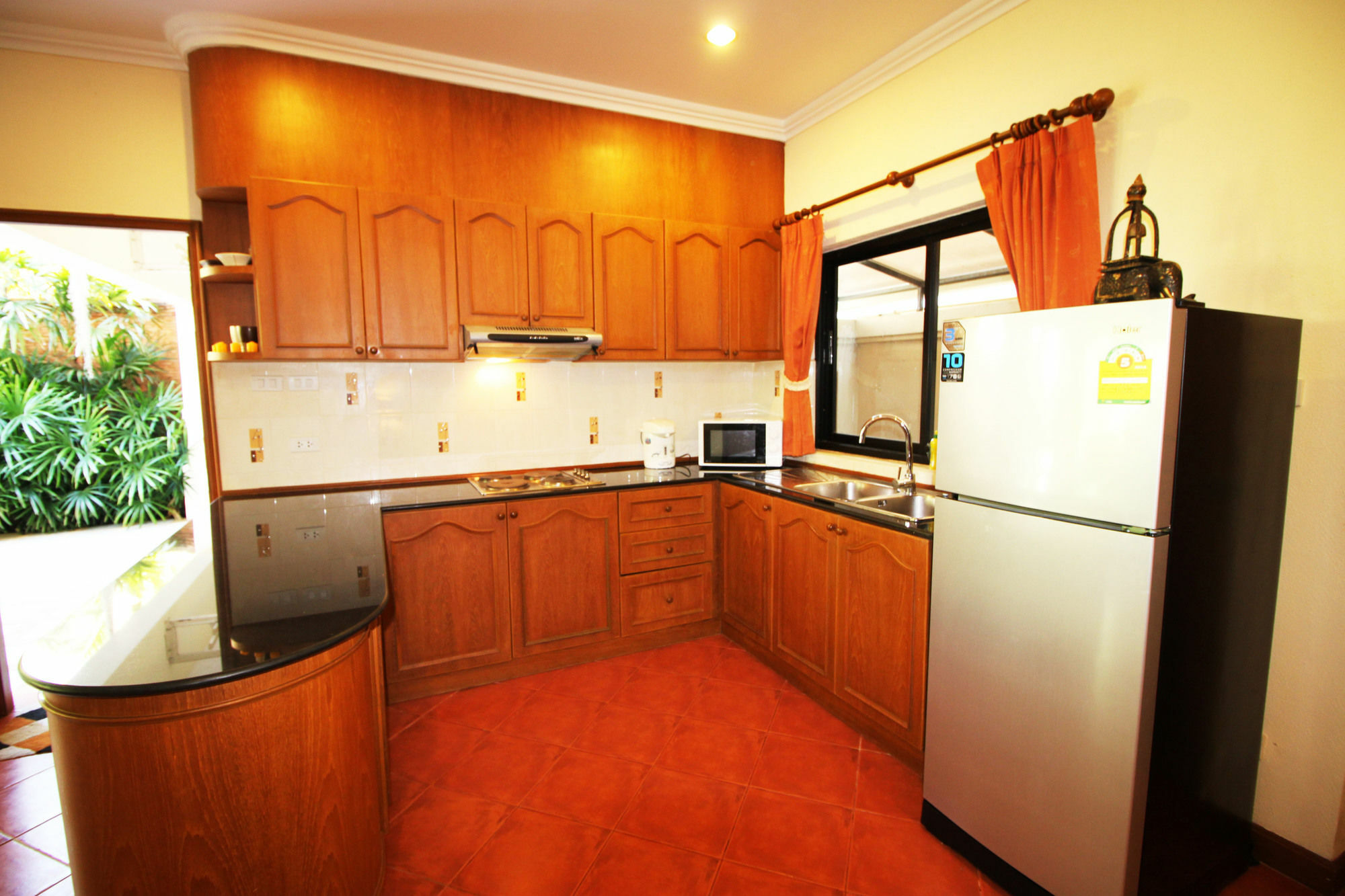 Cosy Beach Pool Villas By Pattaya Sunny Rentals Экстерьер фото