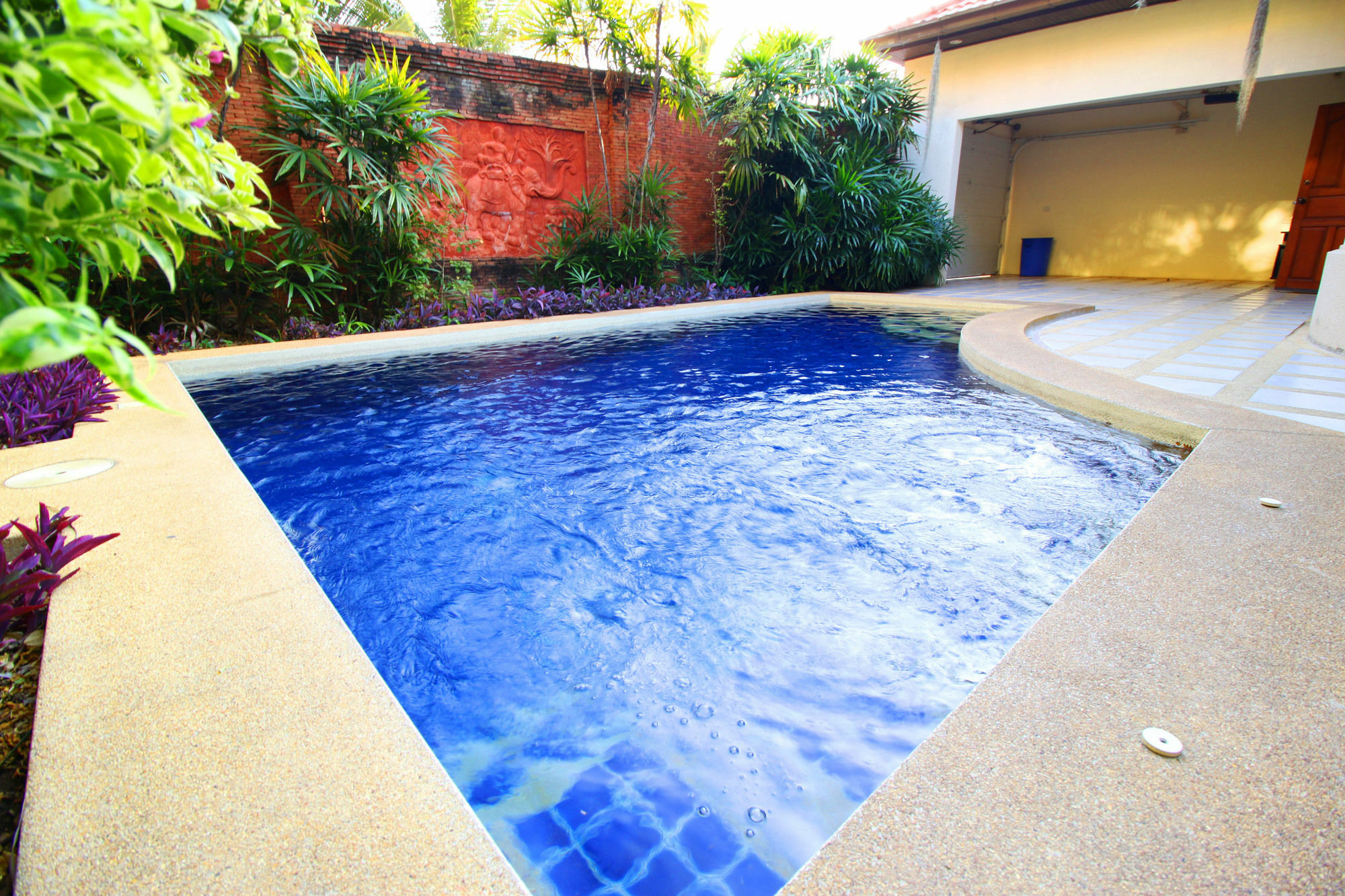 Cosy Beach Pool Villas By Pattaya Sunny Rentals Экстерьер фото
