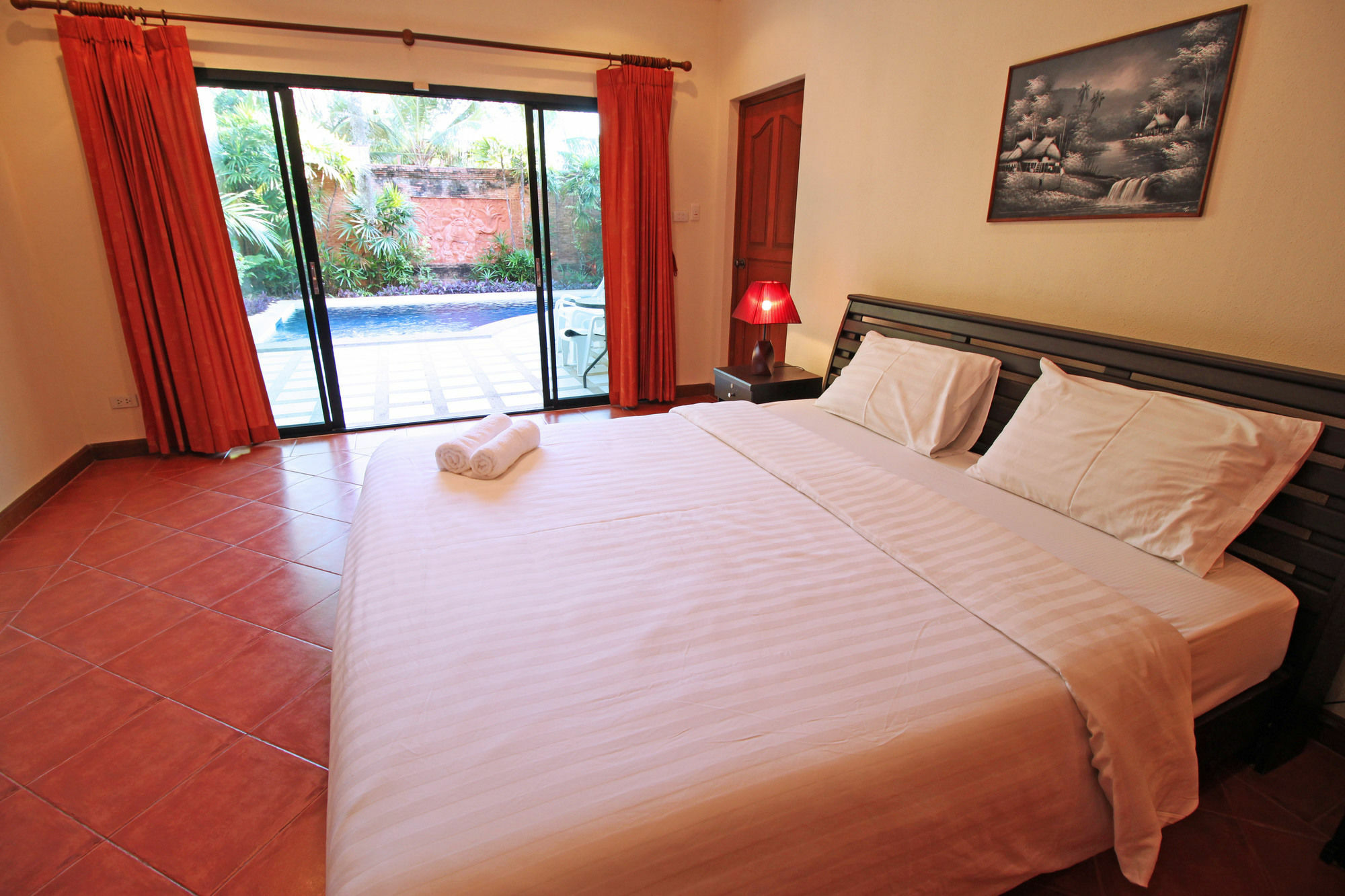 Cosy Beach Pool Villas By Pattaya Sunny Rentals Экстерьер фото